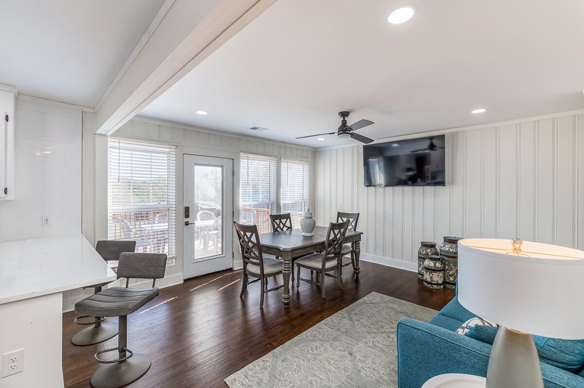 4- BR Country House near everything. 2 acres - Photo 9